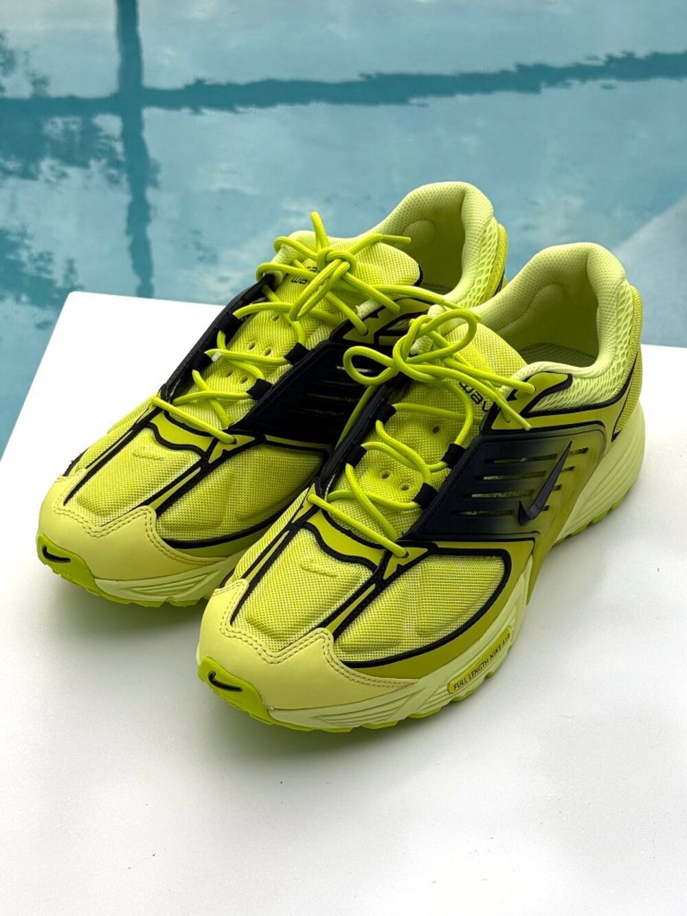 Nike Air Pegasus Wave Size 11.5 Mens Light Lemon Black Running Shoes IB0612-700